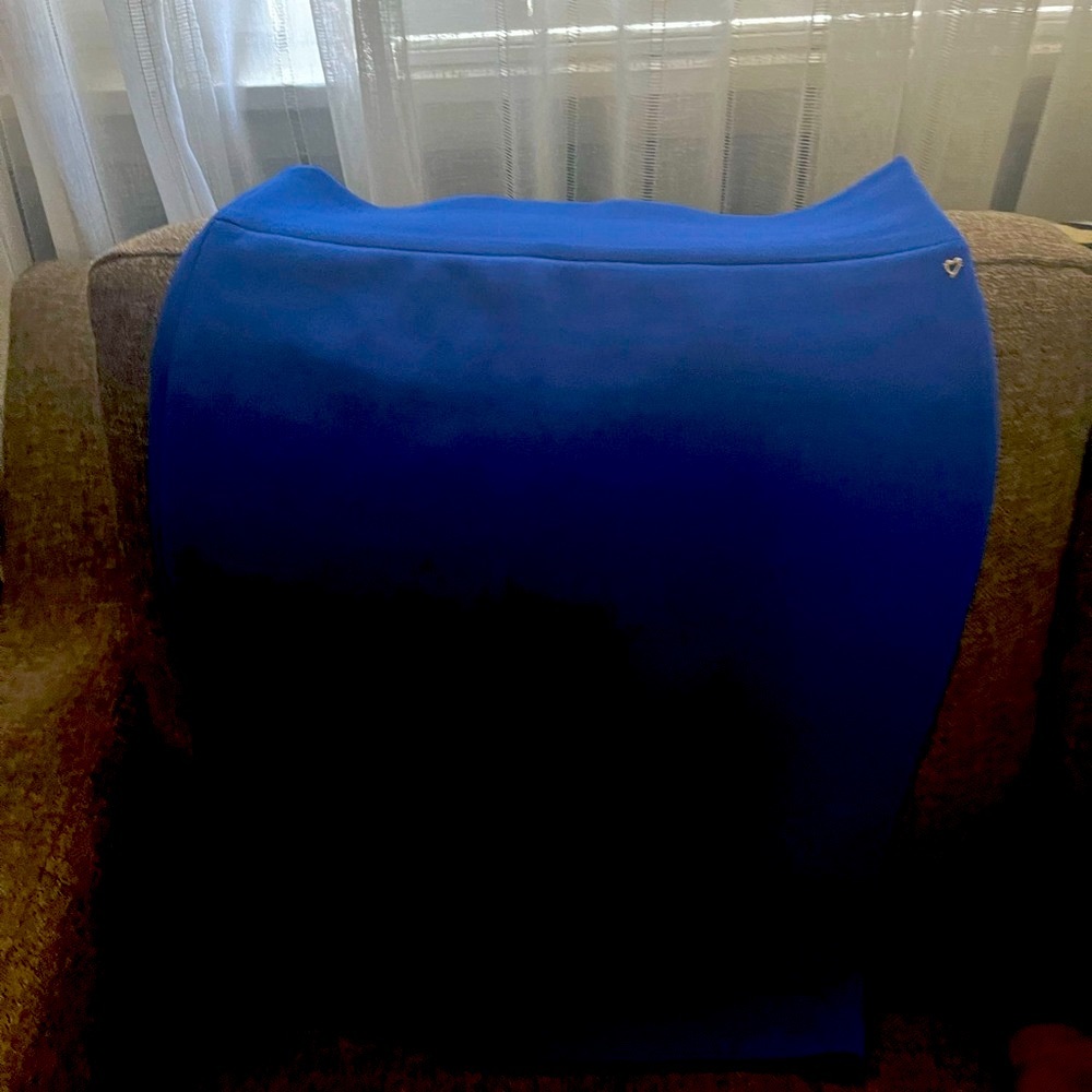 Blue pencil skirt kick